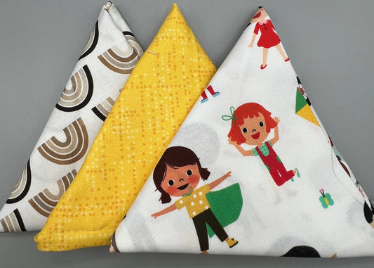 3 Piece - Fat Quarter Bundle / Robert Kaufman Bright Days Kids Print Bundle 3