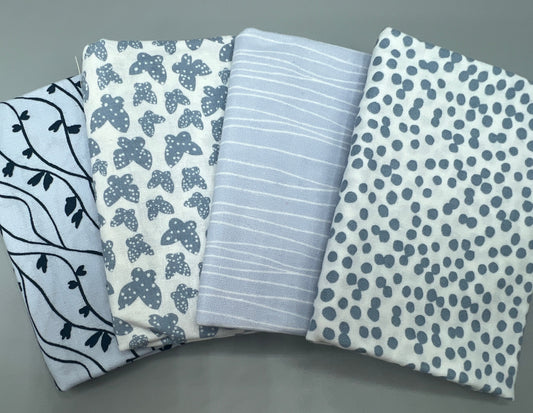 4 Piece - Fat Quarter Bundle / Blue Prints