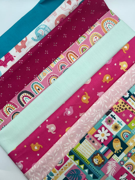 8 Piece - Fat Quarter Bundle / In The Jungle Montage Prints & Coordinates
