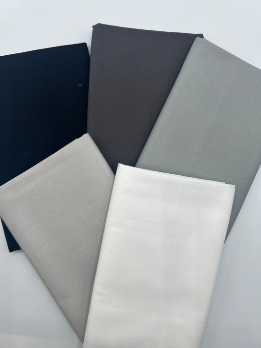 It's all Shades of Gray - 5 Piece Fat Quarter Bundle - Art Gallery Pure Solids
