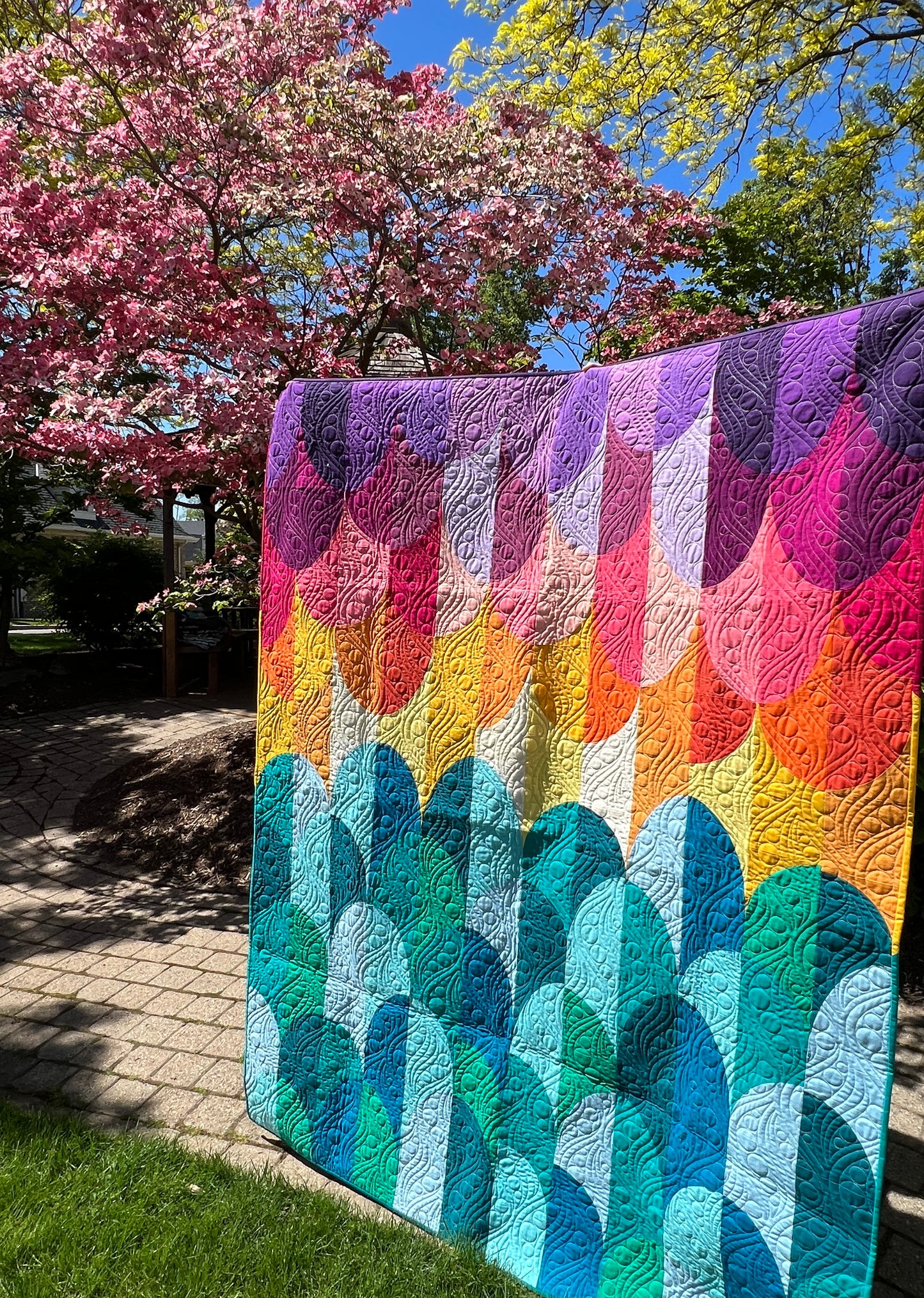 Big Island Sunset Quilt Kit in Large Throw Size w/ Kona Cottons / Pattern by Whole Circle Studio