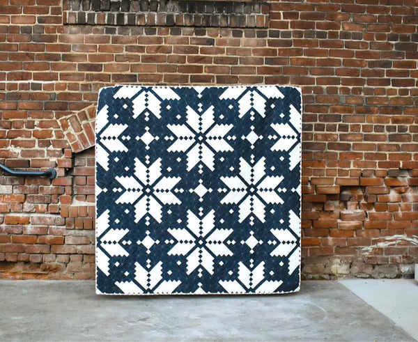 Knitted Star Quilt Pattern by Lo & Behold Stitchery