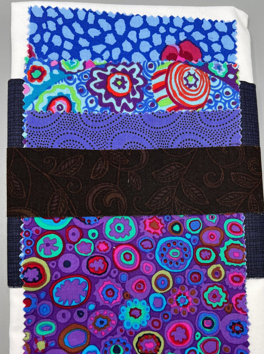 "Tweeter" Mini Wall Hanging Quilt Kit / Original Pattern by Lorna Costantini