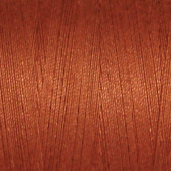 812 - Valdani Artist's 50wt. 2-ply All Purpose 500m (546y)- Solids / Colour 812 - Brick Medium