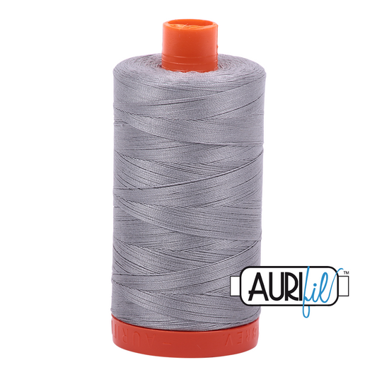 Aurifil Cotton Thread : Color 2606 Mist