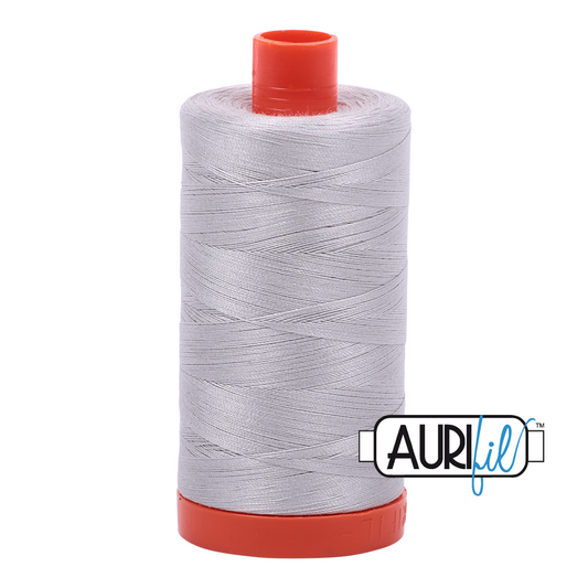 Aurifil Cotton Thread : Color 2615 Aluminium