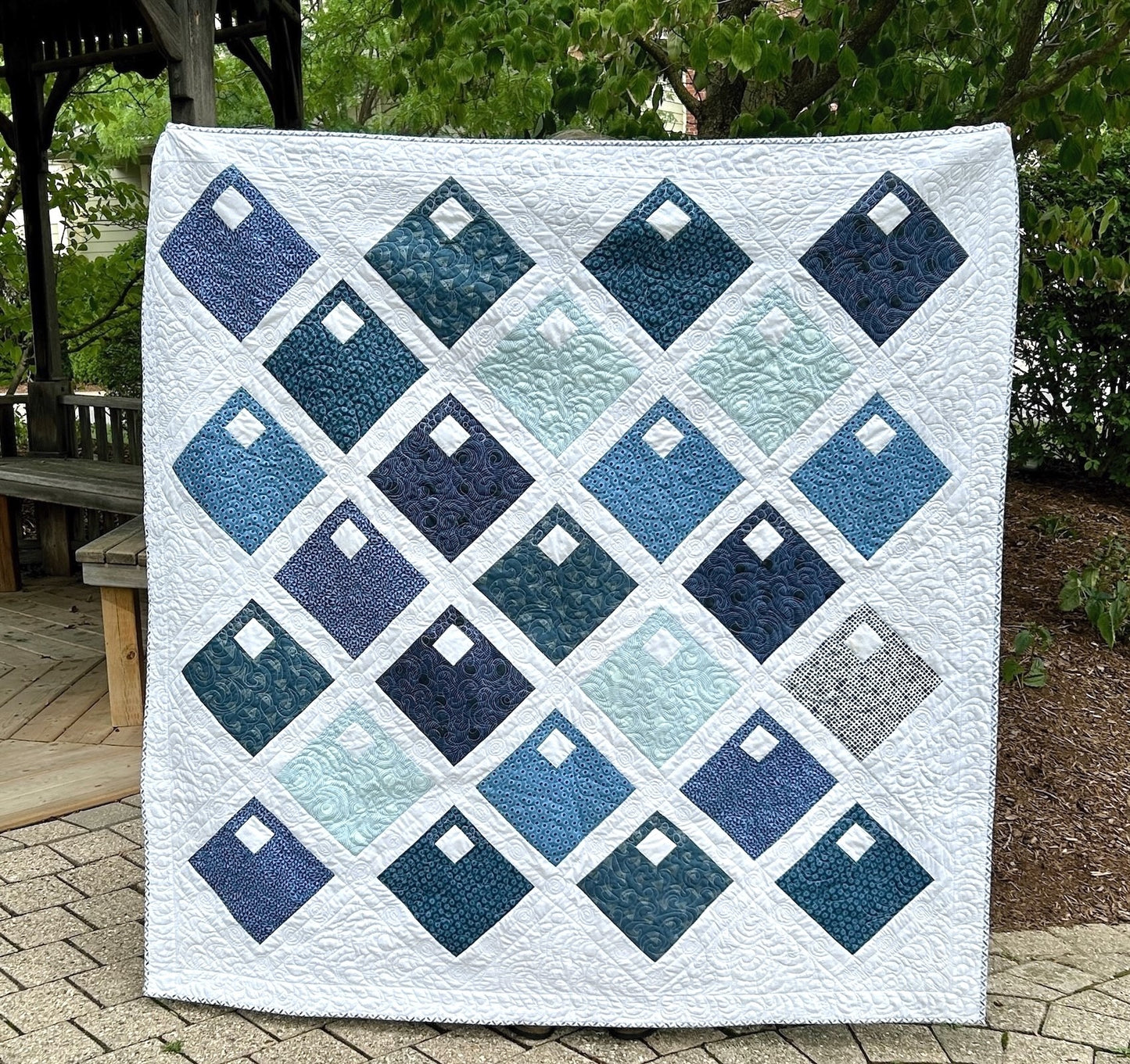 Blue Sea Quilt Pattern – Original design by Lorna Costantini