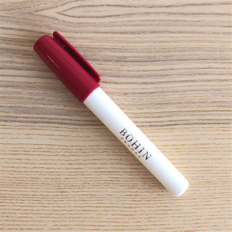 Bohin 65504 Temporary Textile Glue Pen