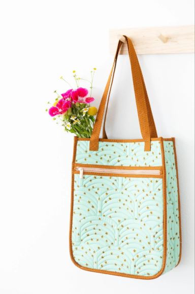 Everyday Quilted Tote Paper Pattern by Knot & Thread Design