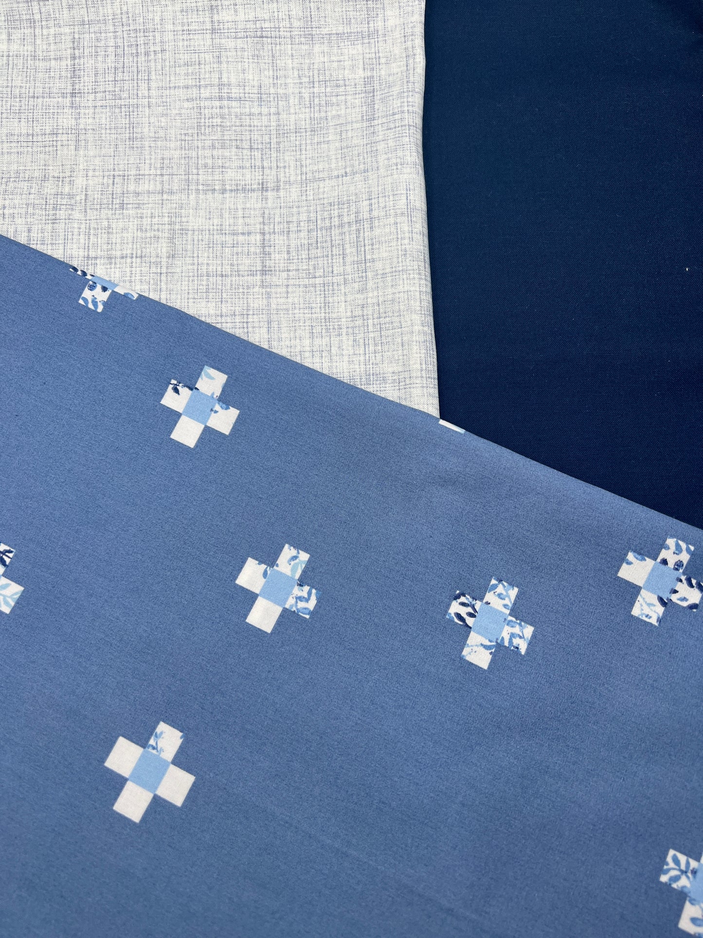 3 Piece - Fat Quarter Bundle / Blue Bundle