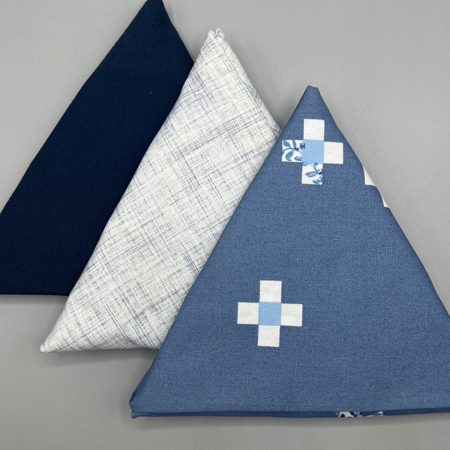 3 Piece - Fat Quarter Bundle / Blue Bundle