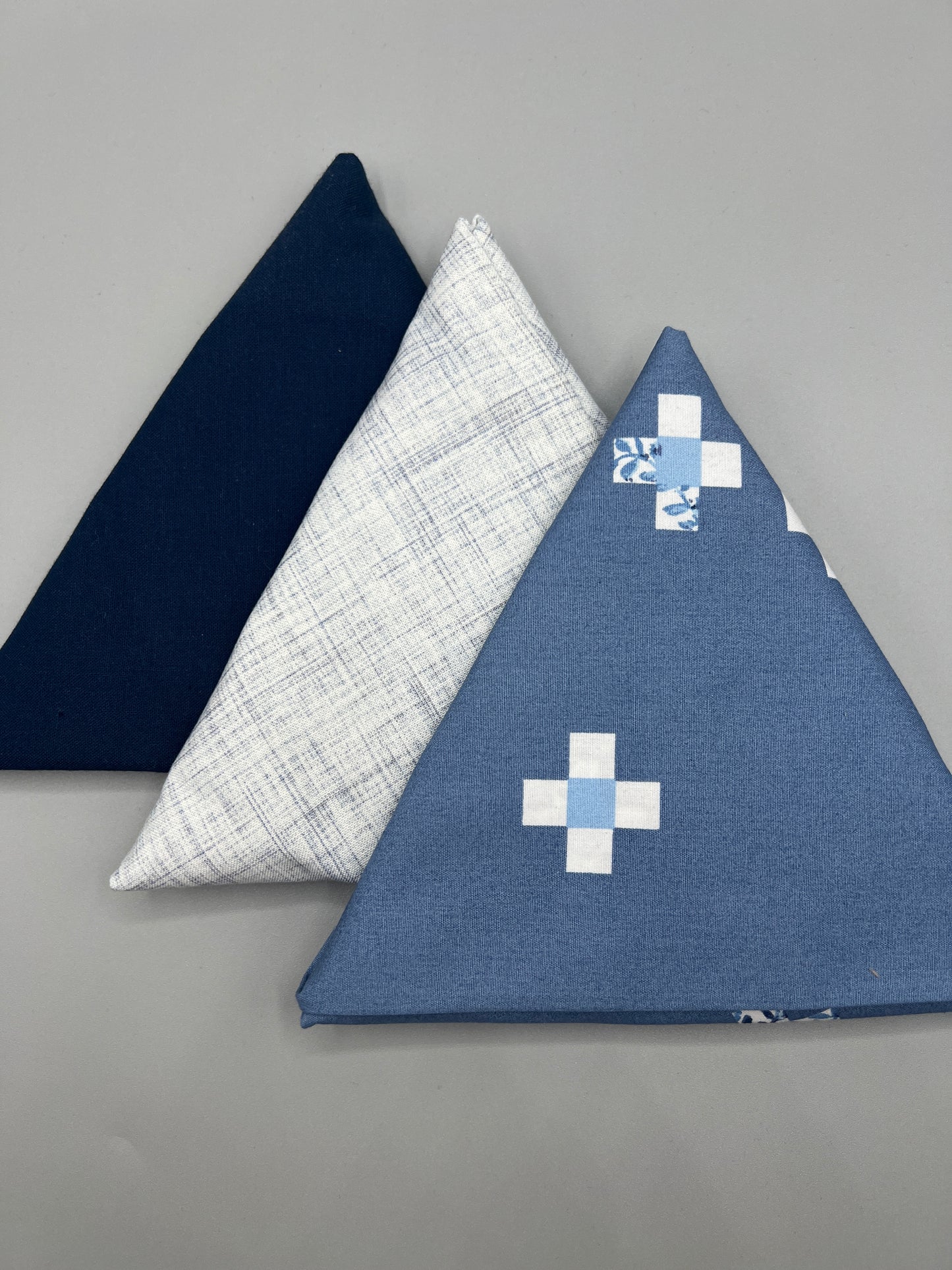 3 Piece - Fat Quarter Bundle / Blue Bundle