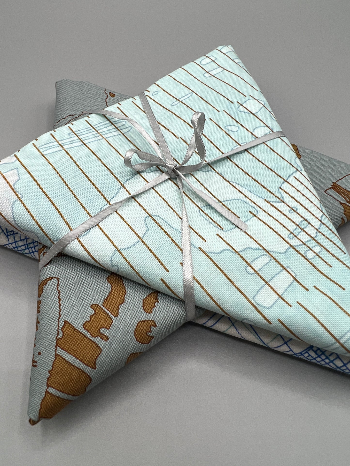 3 Piece - Fat Quarter Bundle / Carolyn Friedlander