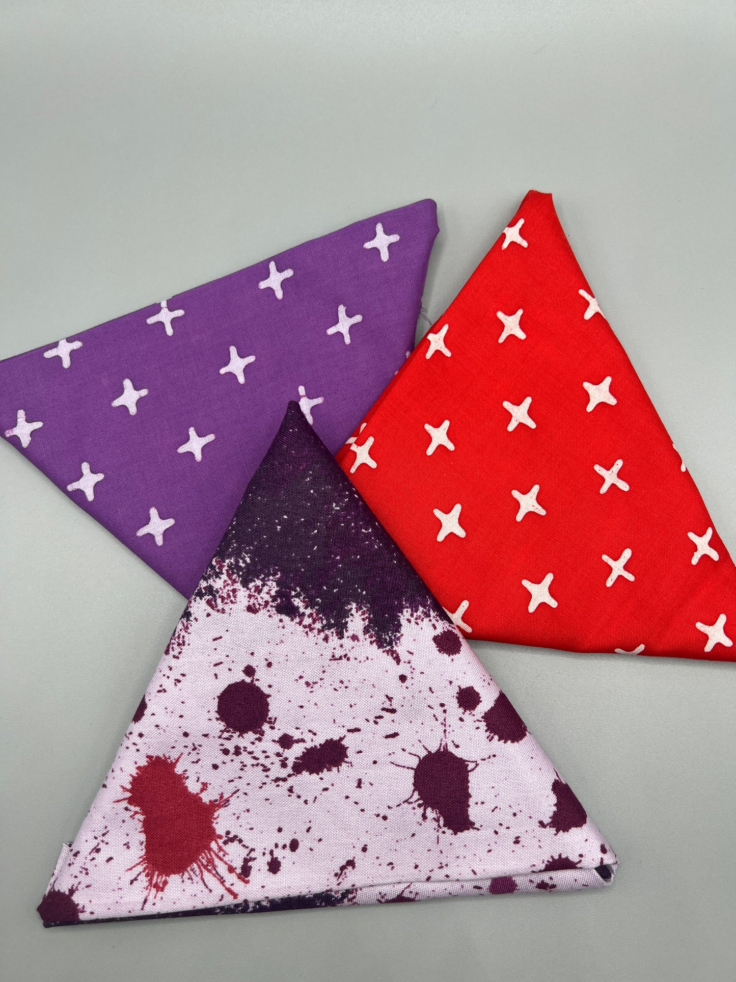 3 Piece - Fat Quarter Bundle / Red & Purple