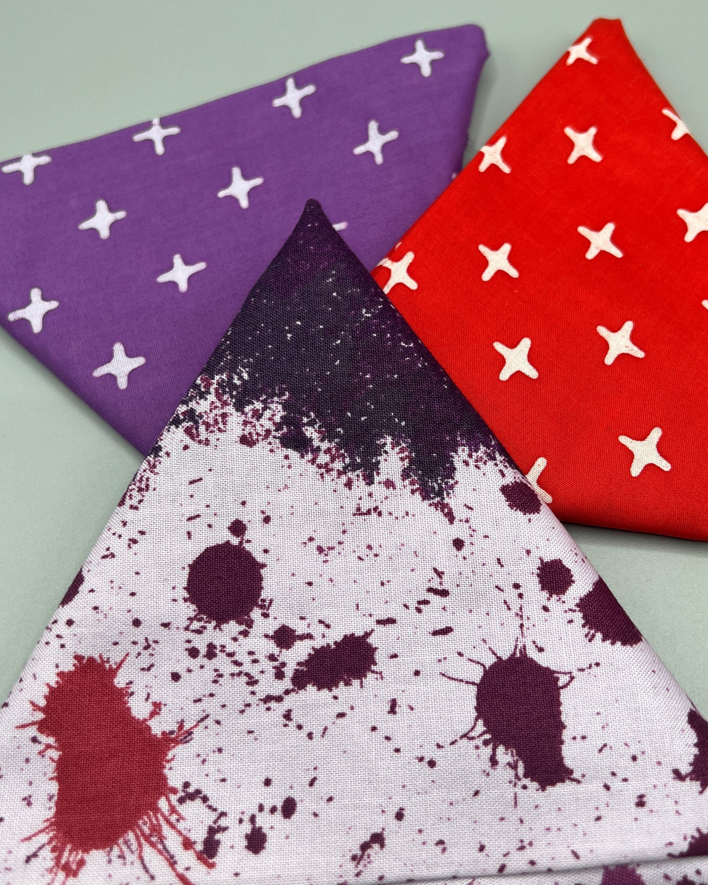 3 Piece - Fat Quarter Bundle / Red & Purple