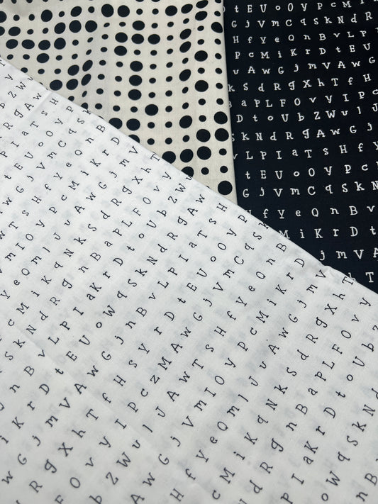 3 Piece - Fat Quarter Bundle /Black & White Bundle 1