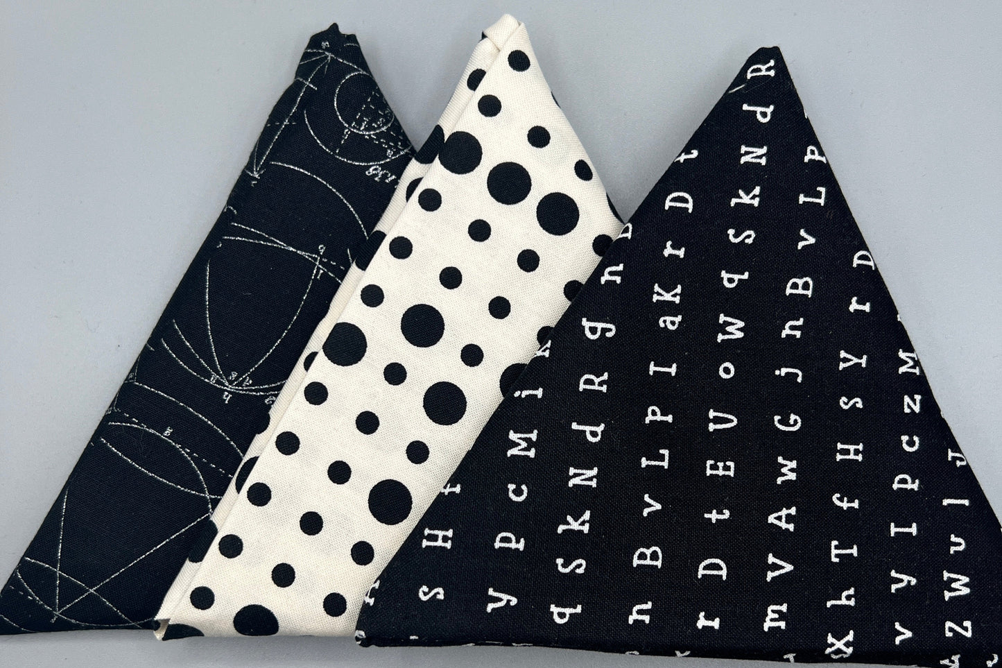 3 Piece - Fat Quarter Bundle /Black & White Bundle 2