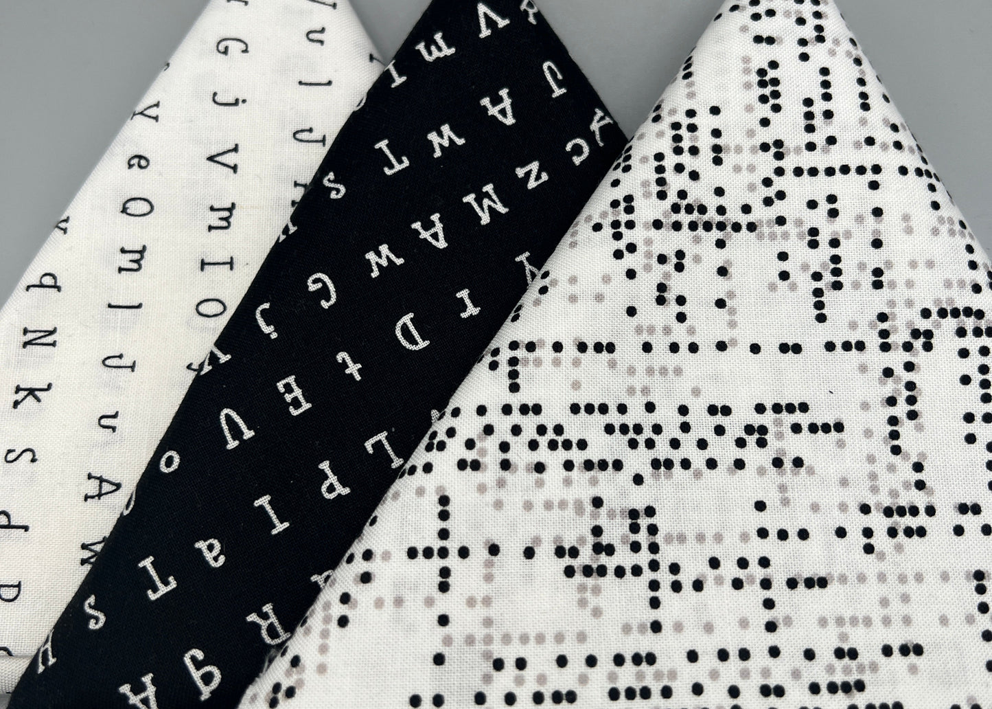 3 Piece - Fat Quarter Bundle /Black & White Bundle 3