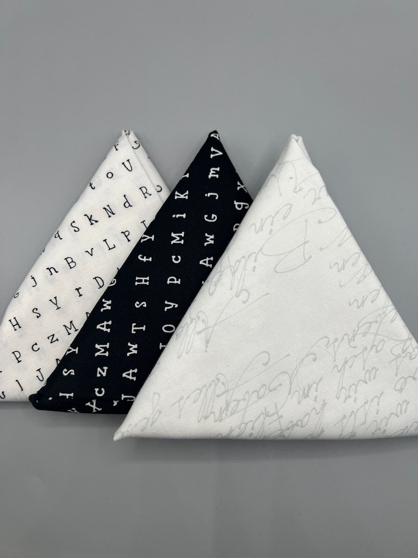 3 Piece - Fat Quarter Bundle /Black & White Bundle 4