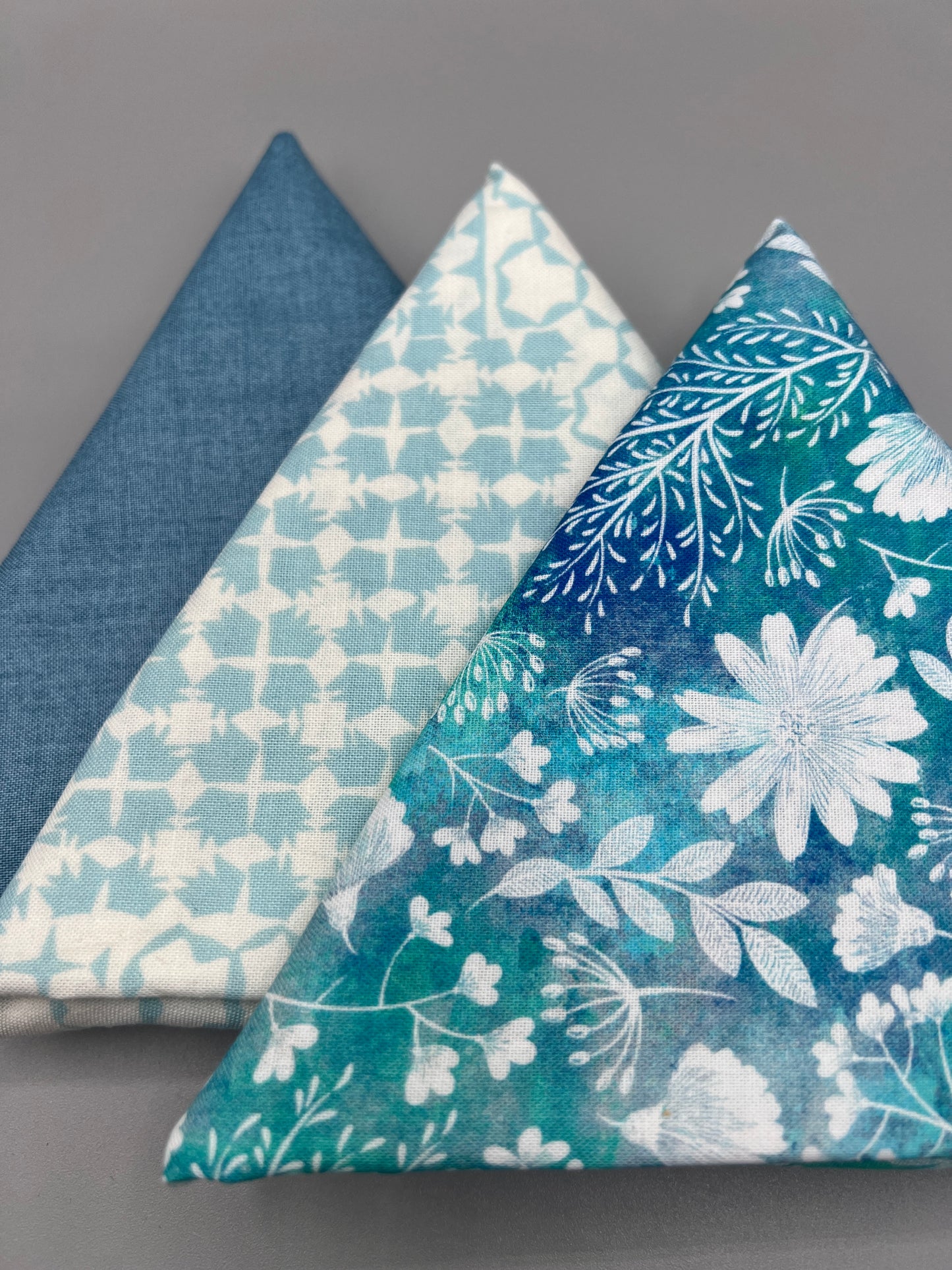 3 Piece - Fat Quarter Bundle / Blue Assortment