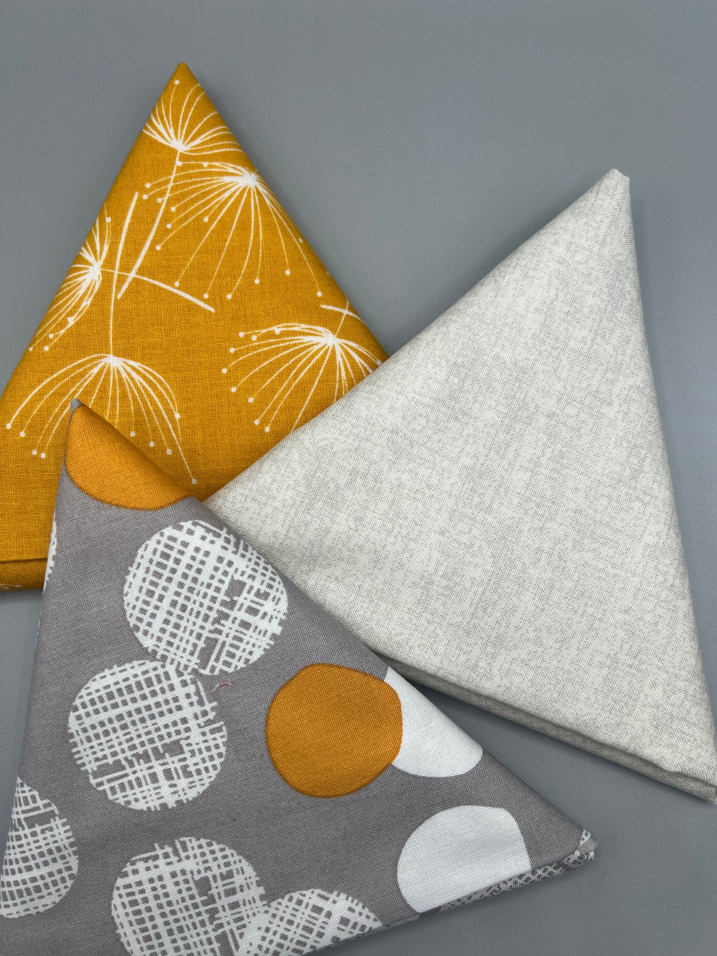 3 Piece - Fat Quarter Bundle / Gray, Yellow &  Neutral Bundle