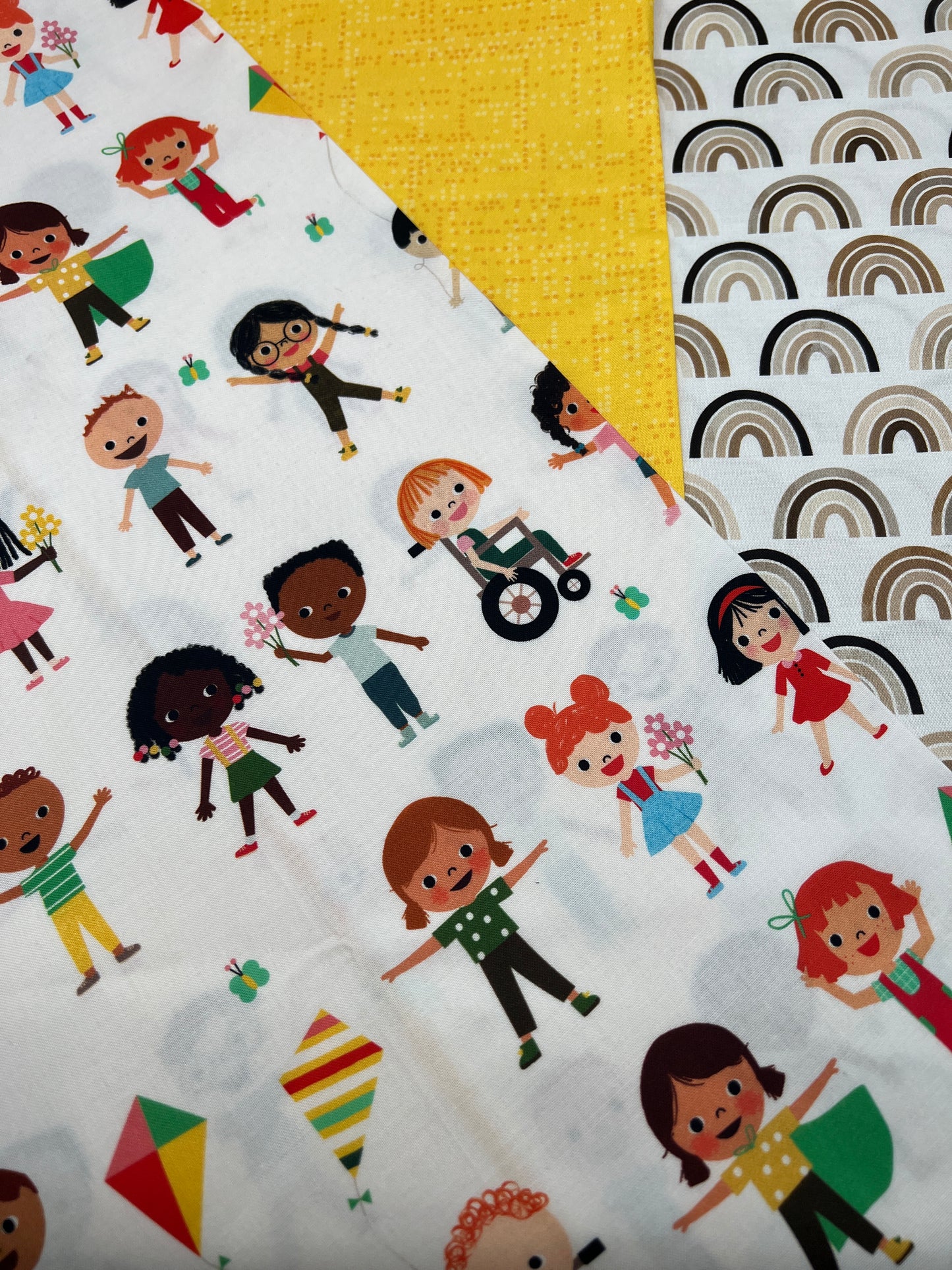 3 Piece - Fat Quarter Bundle / Robert Kaufman Bright Days Kids Print Bundle 3