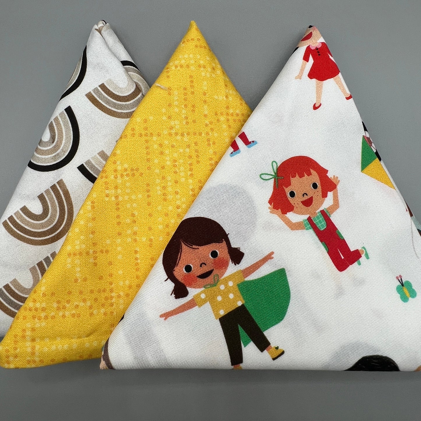 3 Piece - Fat Quarter Bundle / Robert Kaufman Bright Days Kids Print Bundle 3