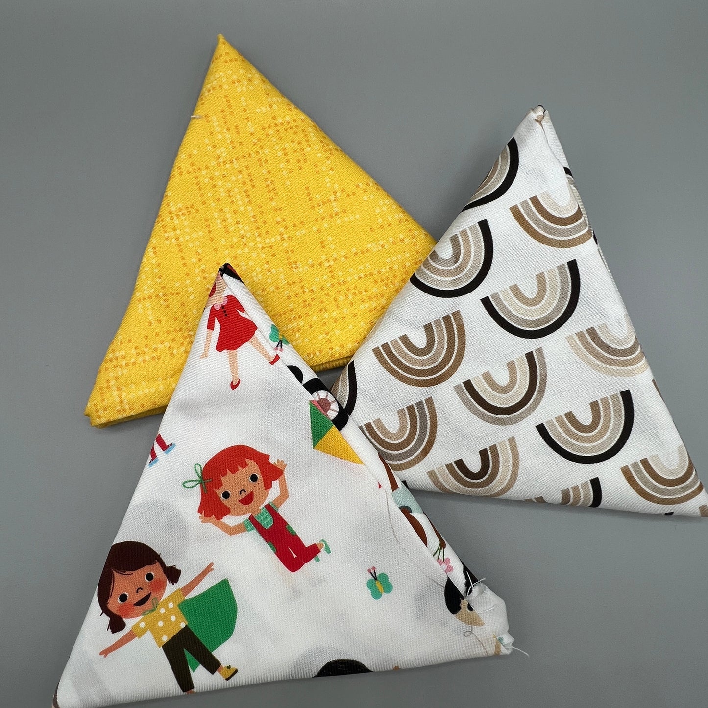 3 Piece - Fat Quarter Bundle / Robert Kaufman Bright Days Kids Print Bundle 3