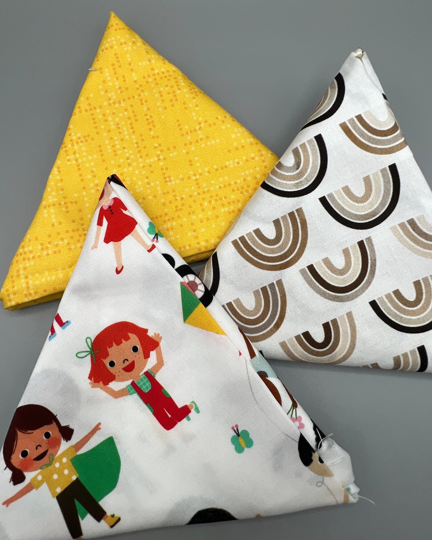3 Piece - Fat Quarter Bundle / Robert Kaufman Bright Days Kids Print Bundle 3