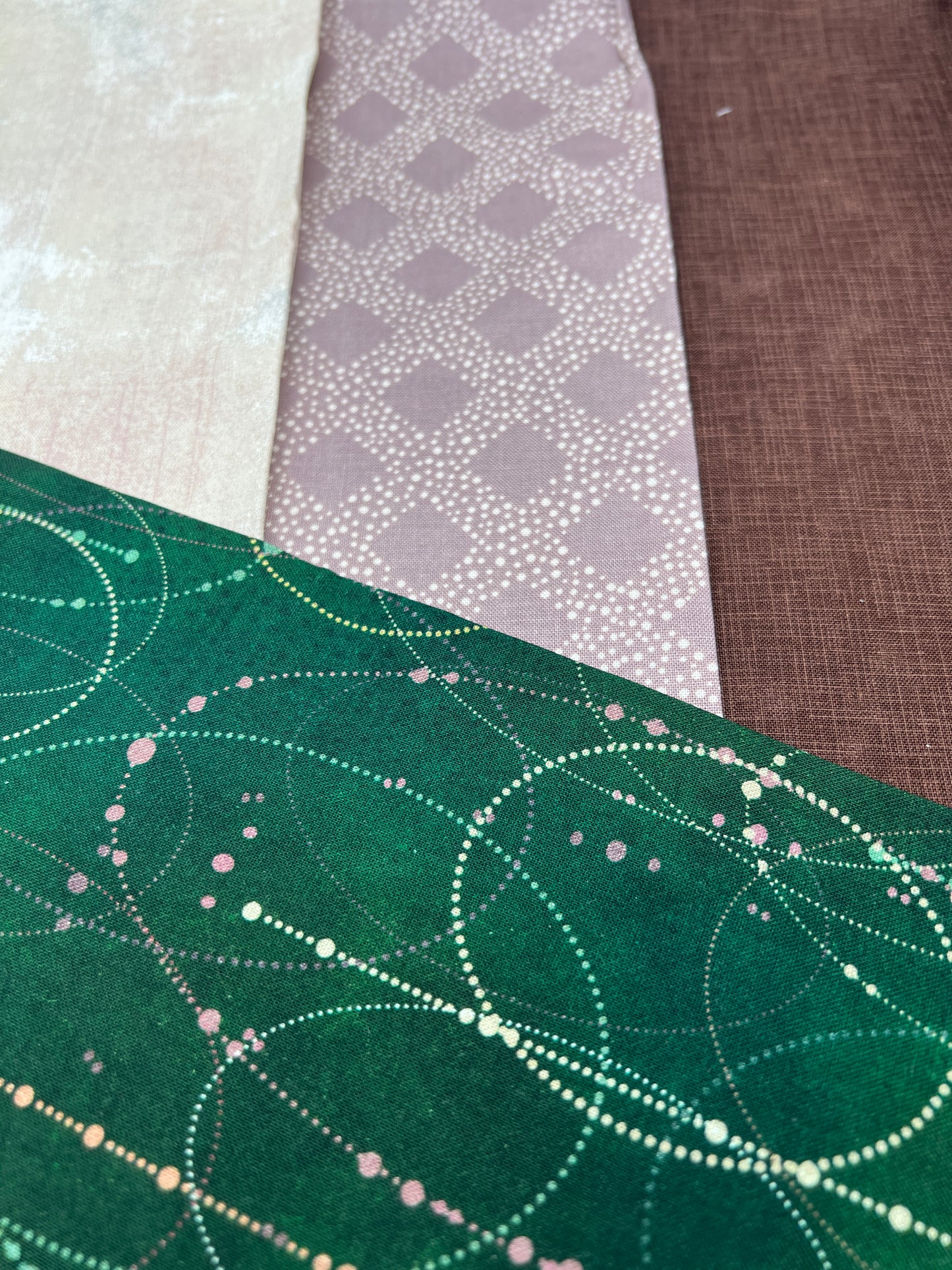 4 Piece - Fat Quarter Bundle / Nature Inspired 1