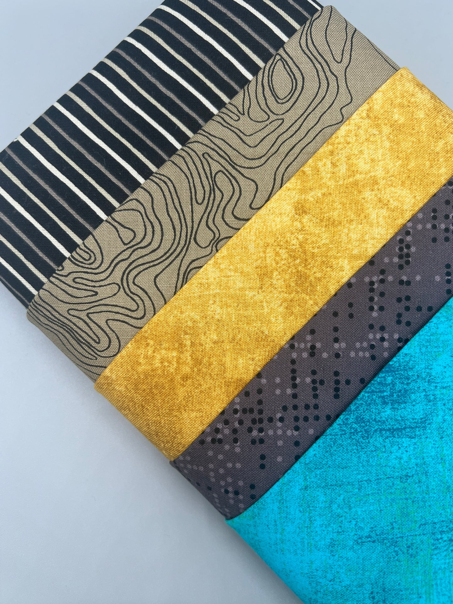 Big Stitch Quilting Series Throw Pillow Kit - Version 2 w/ assorted coordinated Backing Fabric / Original Design by Lorna Costantini