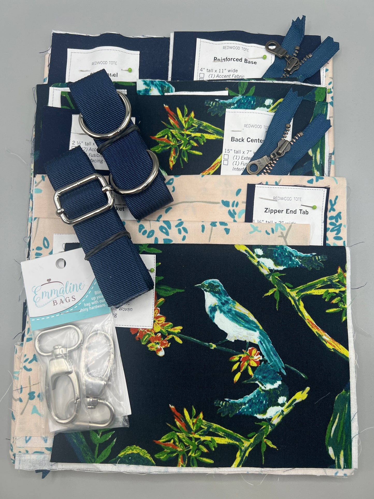Redwood Tote Pre-Cut Kit w/ Merchant Mills Waxed Canvas & Art Gallery Prints