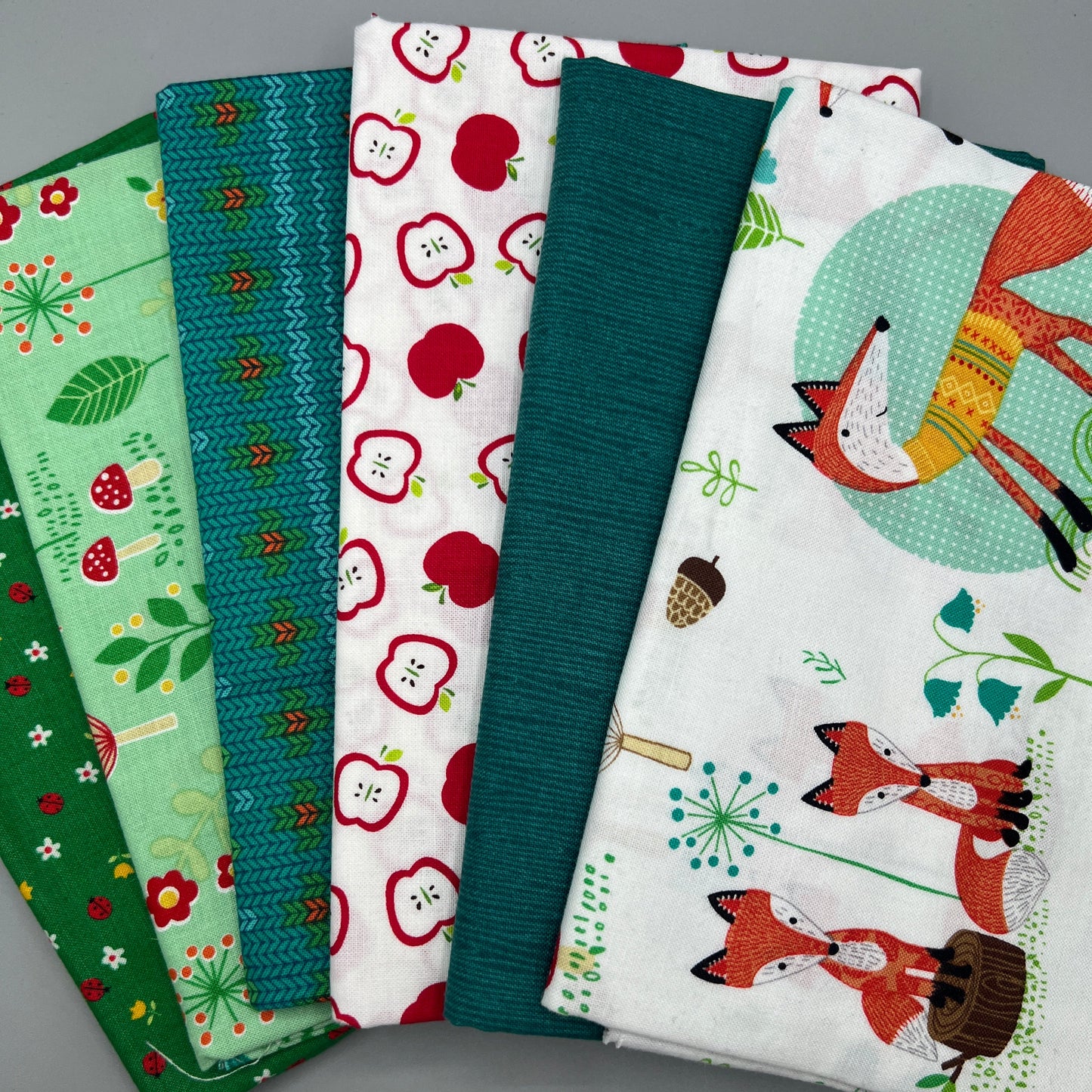 6 Piece - 1/2 Yard Bundle /  Kids Fox Print Bundle