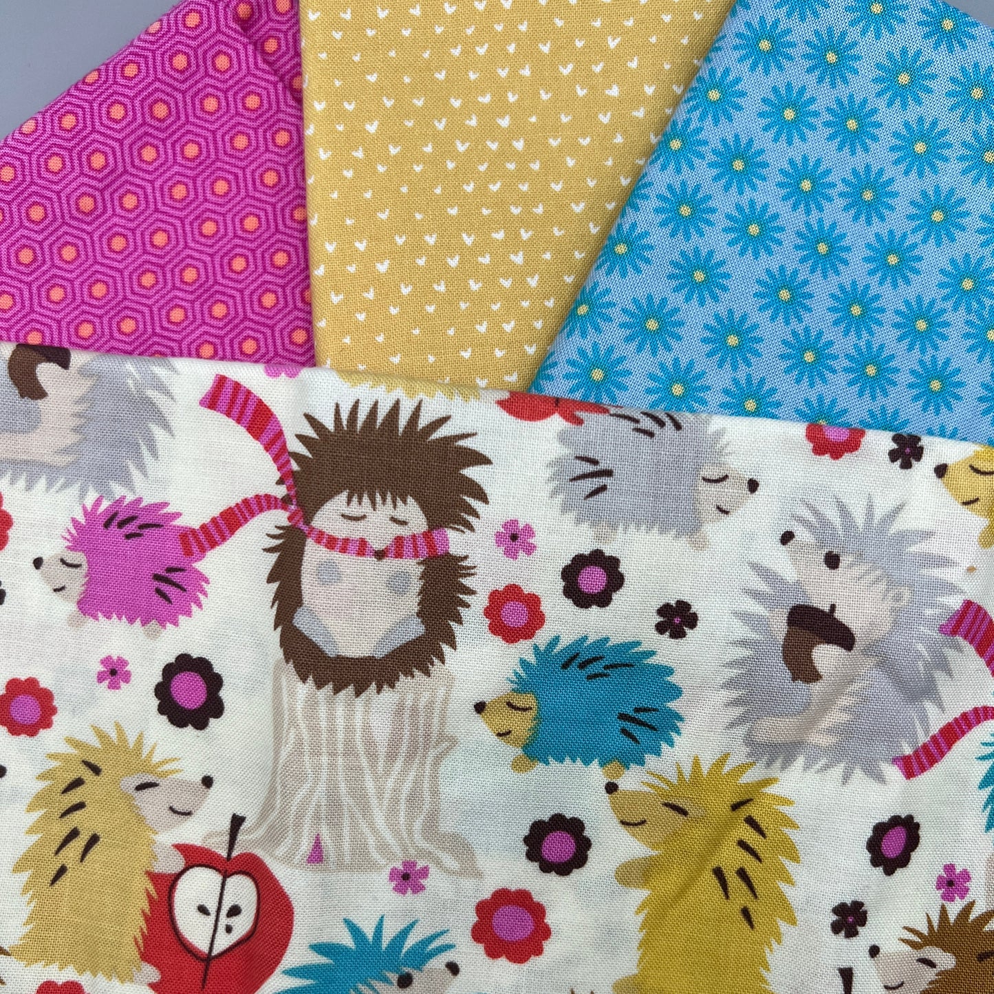 4 Piece - Fat Quarter Bundle / Kids Prints