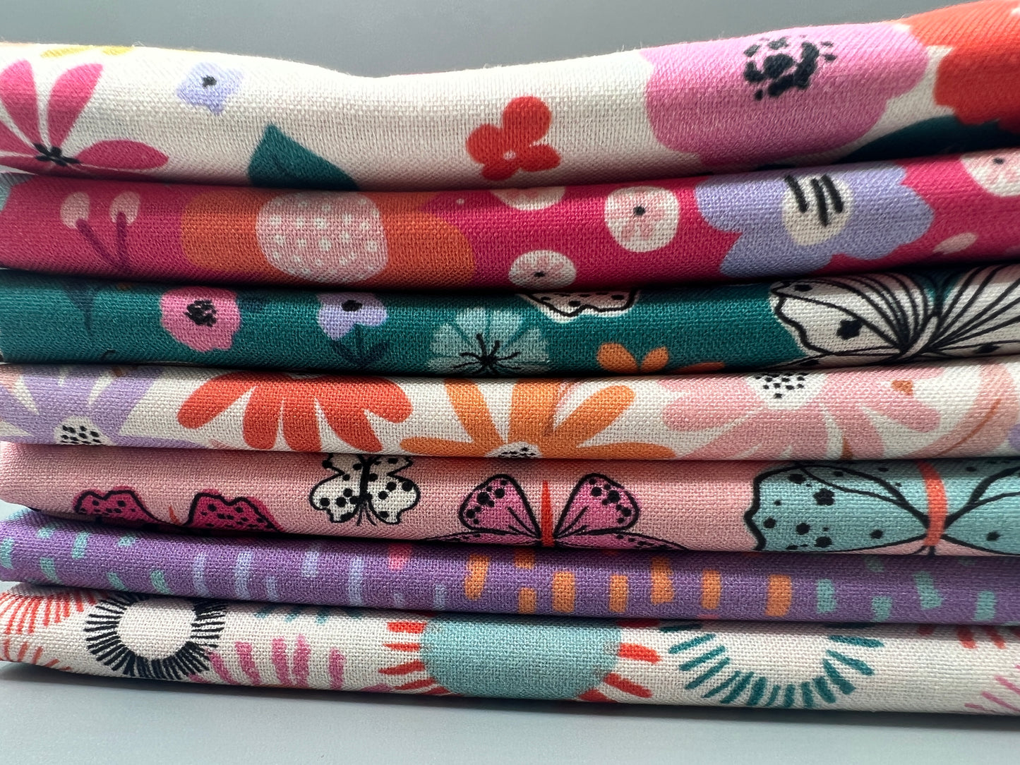 Butterfly Fields 7 PC Fat Quarter Bundle / Designed by Nina Raby Jones for Dashwood Studio