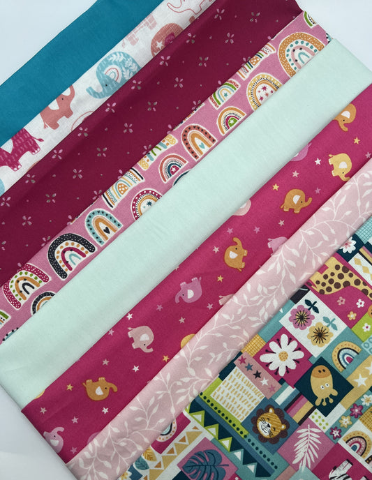 8 Piece - Fat Quarter Bundle / In The Jungle Montage Prints & Coordinates