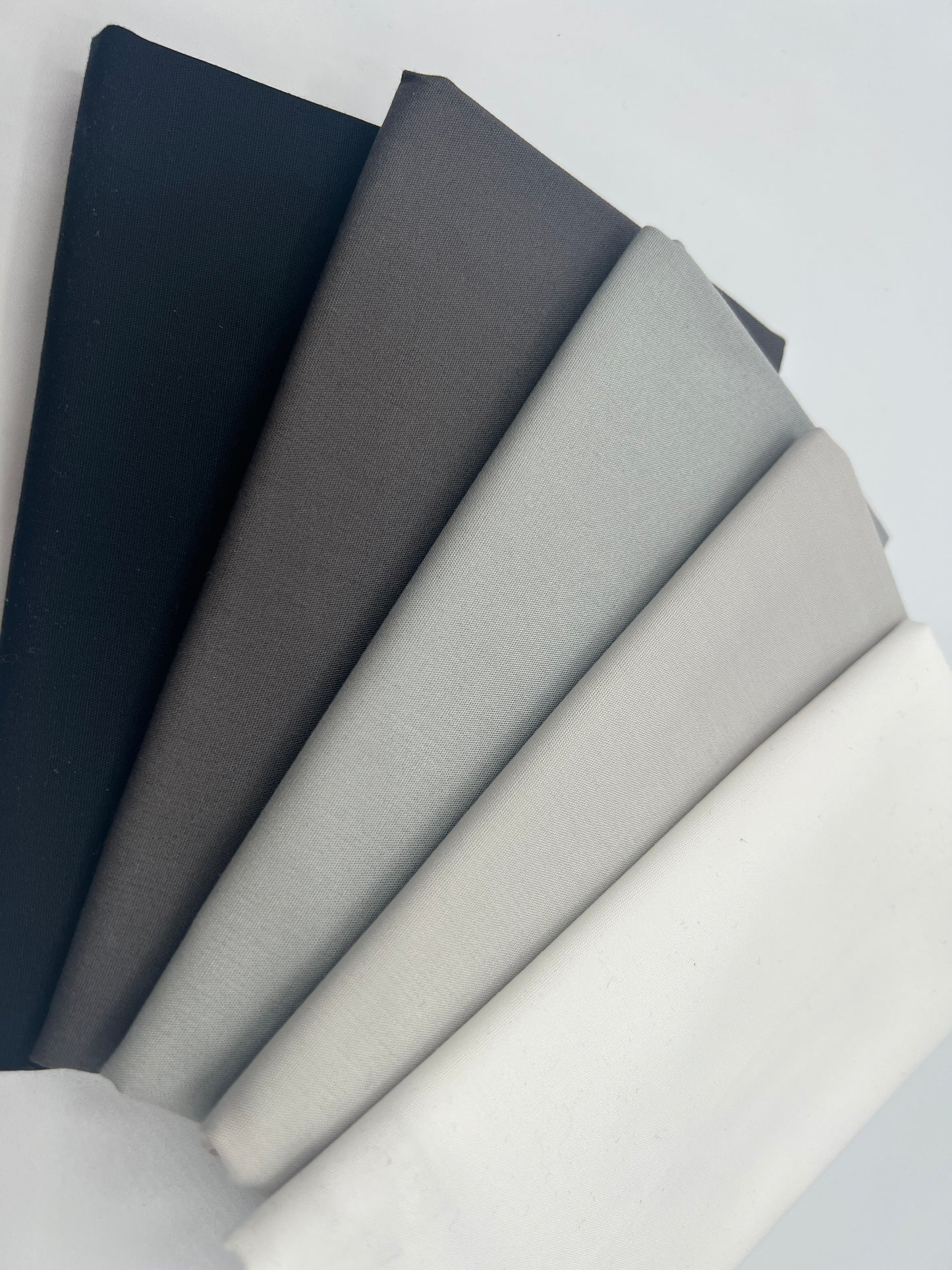 It's all Shades of Gray -  5 Piece Fat Quarter Bundle - Art Gallery Pure Solids