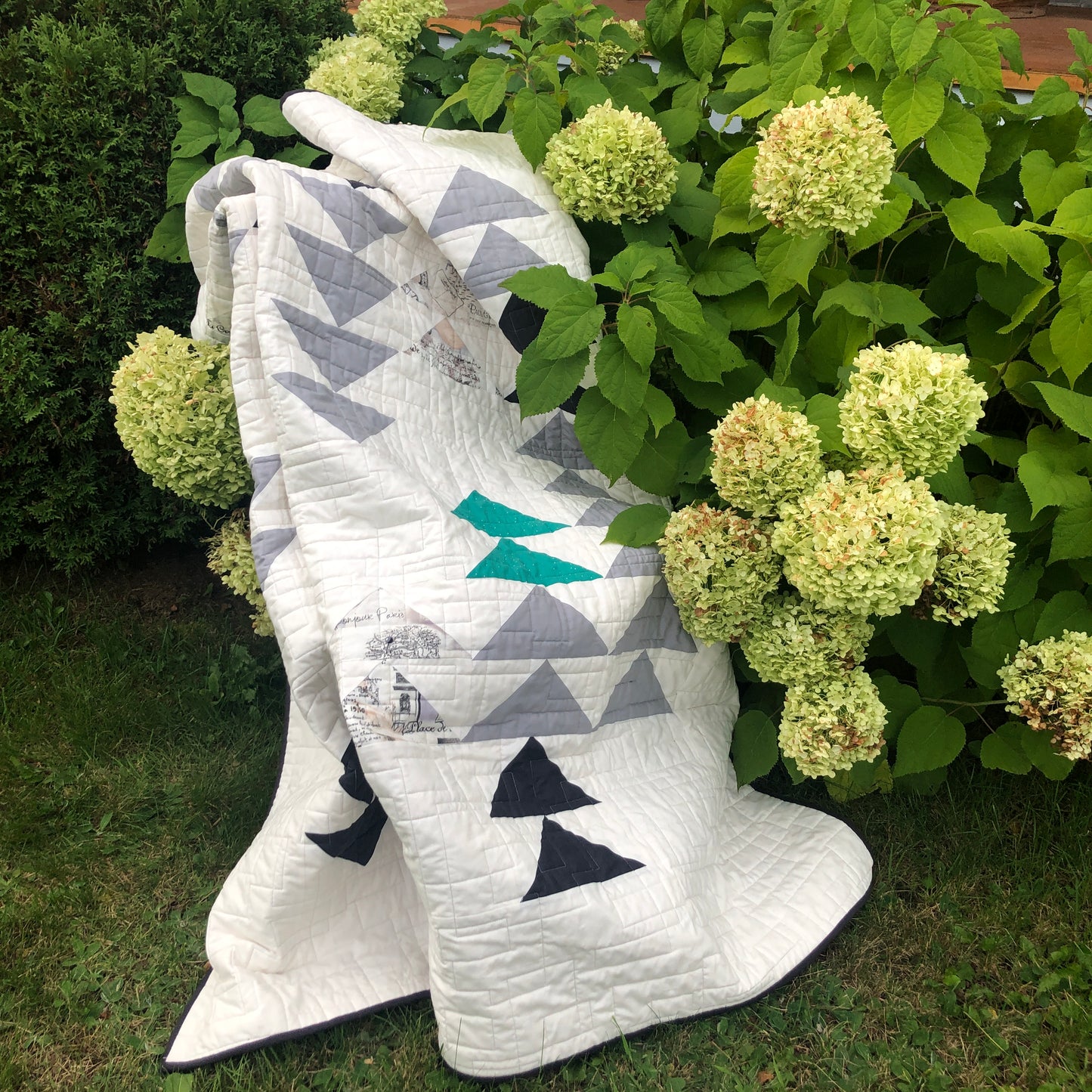 Soaring High Throw Size Quilt Pattern – Original design by Lorna Costantini