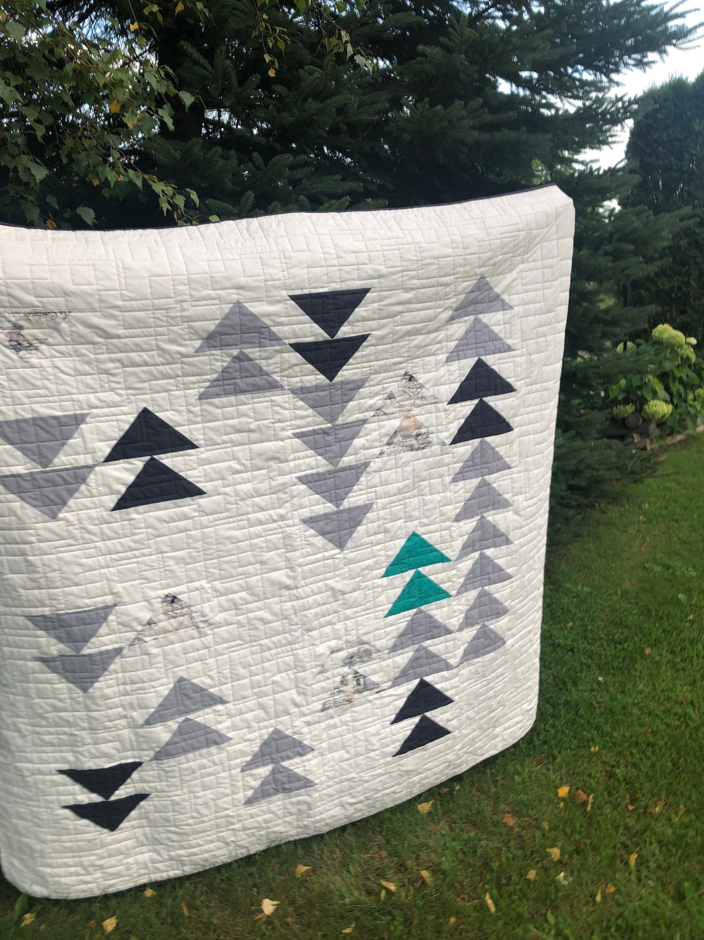 Soaring High Throw Size Quilt Pattern – Original design by Lorna Costantini