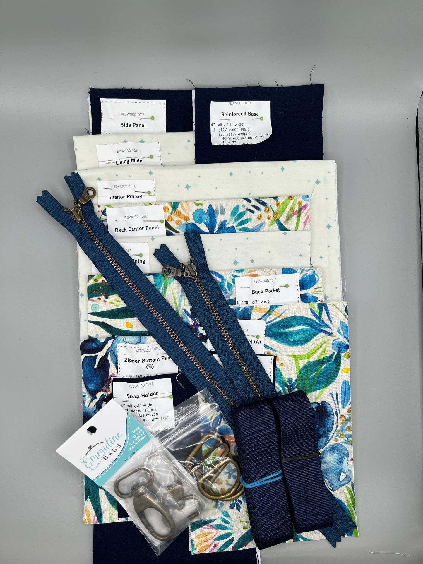 Redwood Tote Pre-Cut Kit w/ Merchant Mills Waxed Canvas & Art Gallery Prints