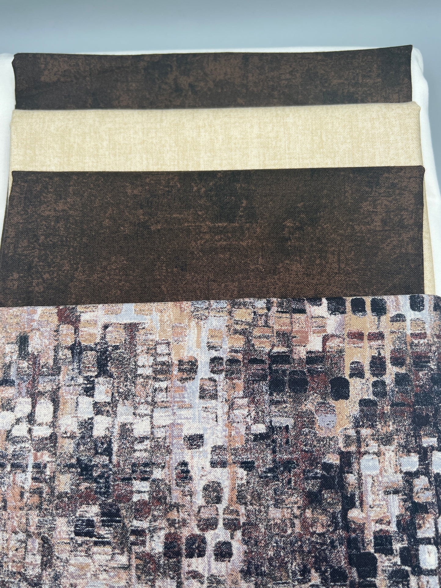 Quilt Kit King Size Version 6  - Sorella Brown Fusion Print / With Original Pattern design by Lorna Costantini