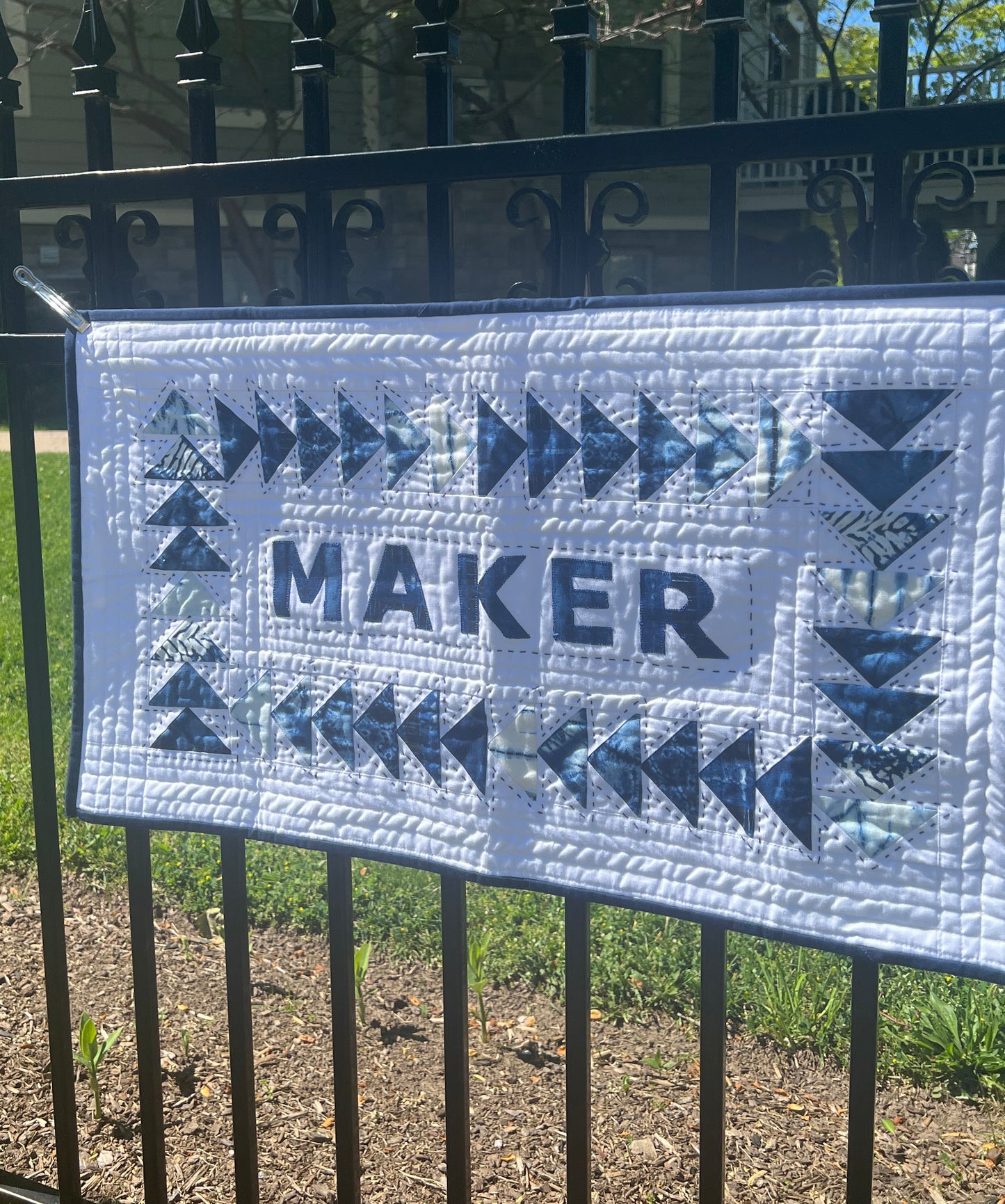 Make It Yours - Quilt Wall Hanging Pattern / designed by Lorna Costantini