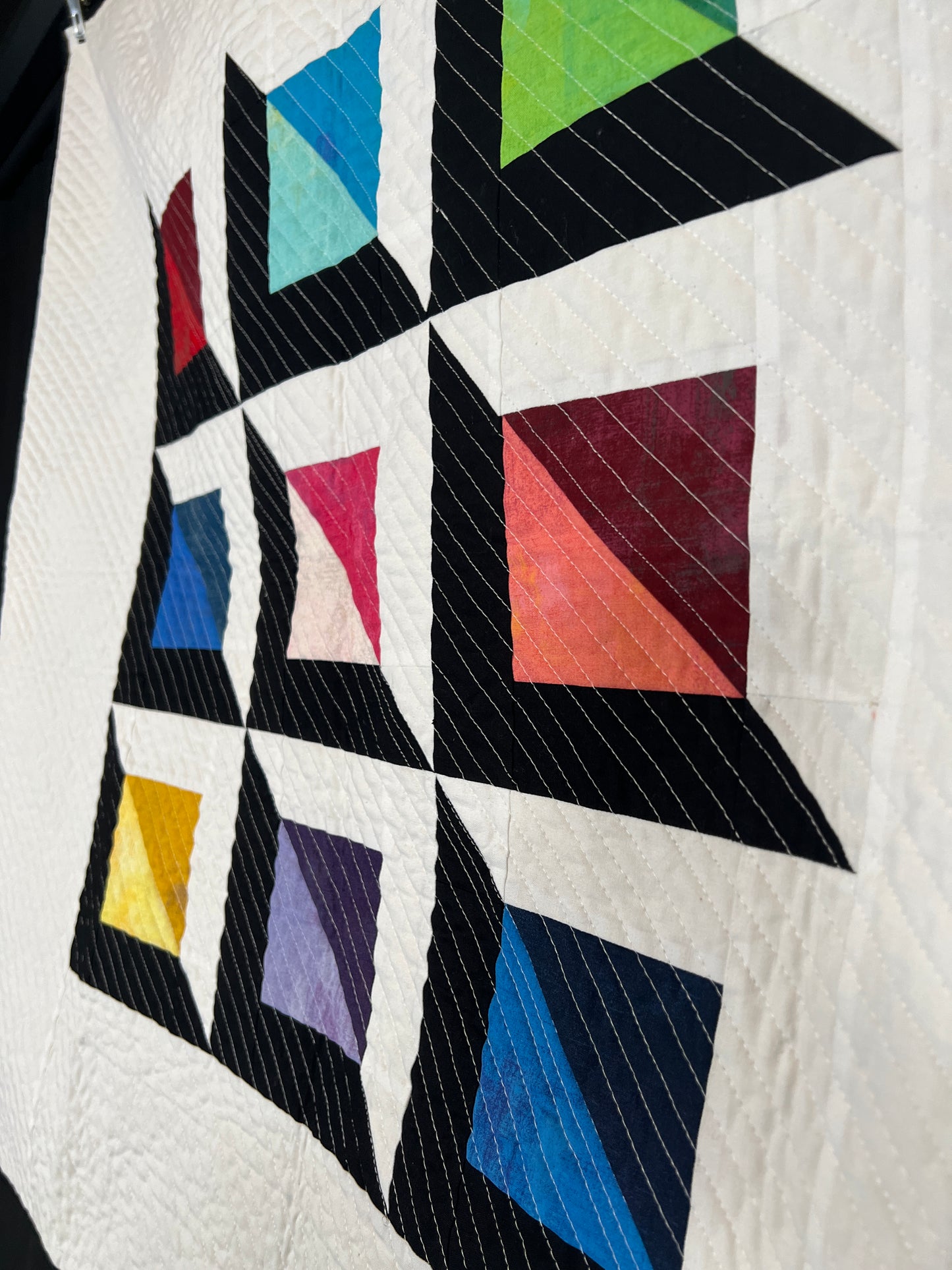 Pointed Quilt Pattern - 3 Sizes (Baby, Lap, Queen) / designed by Lorna Costantini