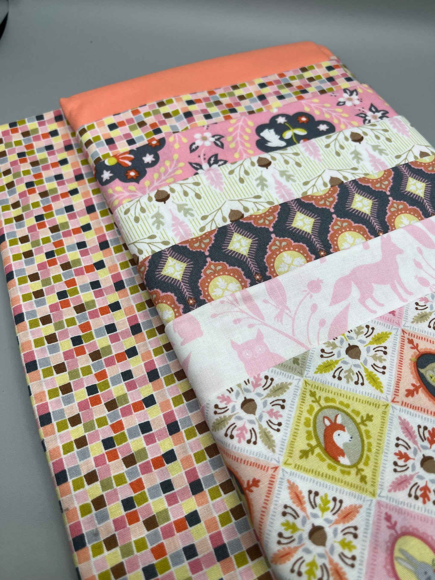 Friendly Forest (Peach) Whimsical Children's Print Fabric Complete  Quilt Kits & Pattern - Baby Size  / Pattern Included