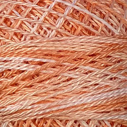M22 Valdani Perle Cotton Size 12 / Spool 100M: VARIEGATED 100m Color No: M22 - Peaches