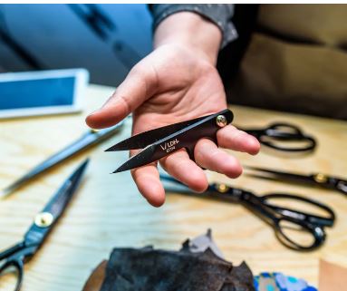 Midnight Edition Thread Snip by LDH Scissors / GT114