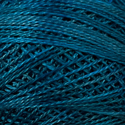 O34 Valdani Perle Cotton Size 12 / Spool 100M: VARIEGATED 100m Color No: O34 - Empress Blue
