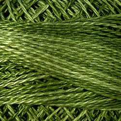 O560 Valdani Perle Cotton Size 12 / Spool 100M: VARIEGATED 100m Color No: O560 - Morning Grass