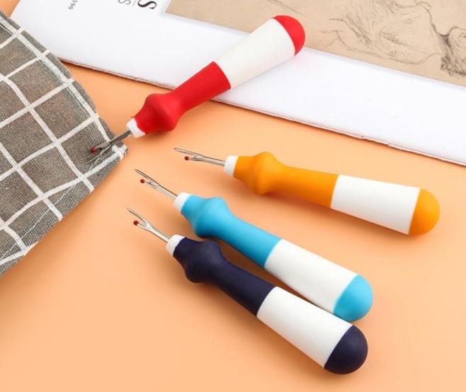 Seam Ripper / Plastic Handle Stitch Ripper