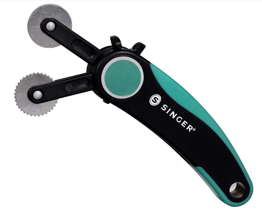 SINGER ProSeries Flip 'n Mark Folding Tracing Wheel Duo | Smooth & Serrated